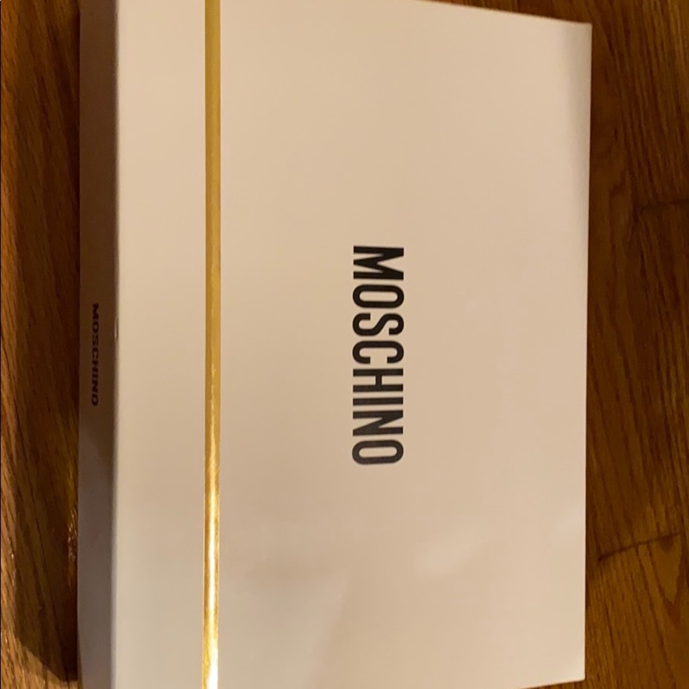 Moschino fresh couture gift set